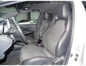
										TOYOTA COROLLA 1.8 125H STYLE E-CVT full									