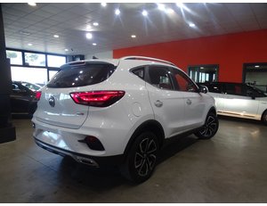
										MG ZS 1.5 LUXURY full									