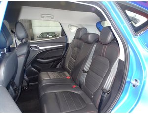 
										MG ZS 1.5 LUXURY full									
