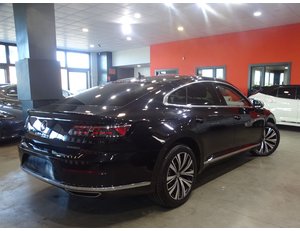 
										VOLKSWAGEN ARTEON ELEGANCE EHYBRID 1.4TSI 160KW(218CV) DSG TIENE 204CV full									
