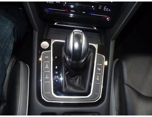 
										VOLKSWAGEN ARTEON ELEGANCE EHYBRID 1.4TSI 160KW(218CV) DSG TIENE 204CV full									