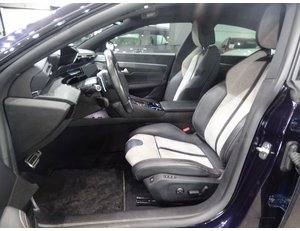 
										PEUGEOT 508 5P GT HYBRID 225 E-EAT8 full									
