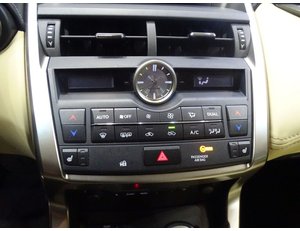 
										LEXUS NX 2.5 300H EXECUTIVE 4WD full									