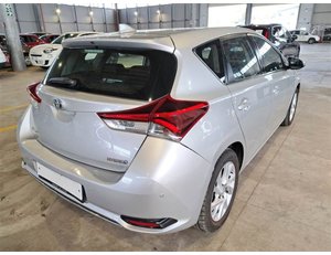 
										TOYOTA AURIS 1.8 140H HYBRID ACTIVE full									