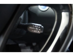 
										TOYOTA C-HR 2.0 180H ADVANCE full									