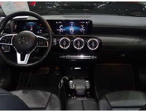 
										MERCEDES BENZ CLASE A MERCEDES A 250 E full									
