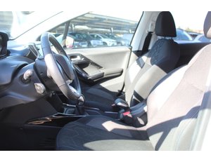 
										PEUGEOT 2008 SIGNATURE 1.2 PURETECH 60KW (82CV) full									