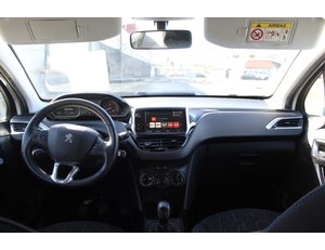 
										PEUGEOT 2008 SIGNATURE 1.2 PURETECH 60KW (82CV) full									