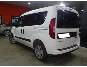 
										FIAT DOBLO 1.3MJET 95CV SX COMBI full									
