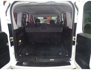 
										FIAT DOBLO 1.3MJET 95CV SX COMBI full									