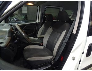 
										FIAT DOBLO 1.3MJET 95CV SX COMBI full									