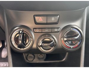 
										PEUGEOT 208 5P STYLE 1.2L PURETECH 60KW (82CV) full									