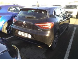 
										RENAULT CLIO INTENS E-TECH HIBRIDO 104 KW (140CV) full									