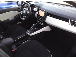 
										RENAULT CLIO INTENS E-TECH HIBRIDO 104 KW (140CV) full									