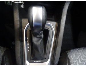 
										RENAULT CLIO INTENS E-TECH HIBRIDO 104 KW (140CV) full									