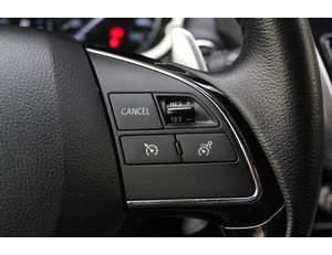 
										MITSUBISHI ECLIPSE CROSS 2.4 PHEV KAITEKI AUTO 4WD full									