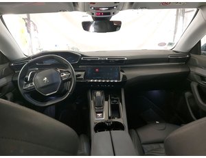 
										PEUGEOT 508 SW ALLURE HYBRID 225 E-EAT8 full									