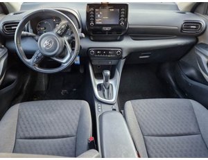 
										TOYOTA YARIS 1.5 120H BUSINESS PLUS full									