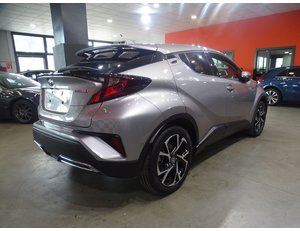 
										TOYOTA C-HR 2.0 180H ADVANCE full									
