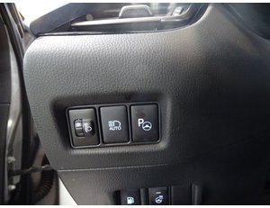 
										TOYOTA C-HR 2.0 180H ADVANCE full									