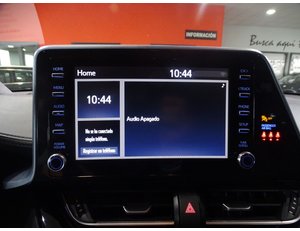 
										TOYOTA C-HR 2.0 180H ADVANCE full									