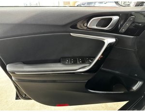 
										KIA XCEED 1.4 T-GDI EMOTION 103KW (140CV) ES EL 1.5TGDI 160CV EMOTION full									