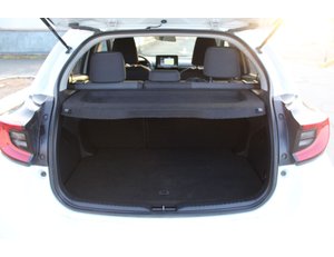 
										TOYOTA YARIS 1.5 120H STYLE full									
