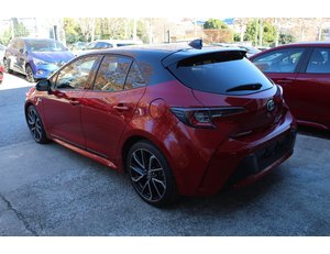 
										TOYOTA COROLLA 1.8 125H STYLE E-CVT full									