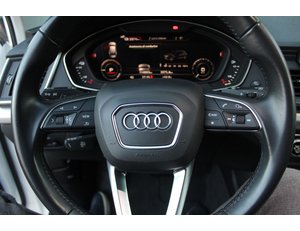 
										AUDI Q5 BLACK LINE 50 TFSI E QUATTRO full									