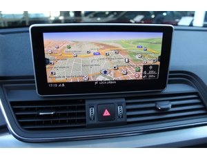 
										AUDI Q5 BLACK LINE 50 TFSI E QUATTRO full									