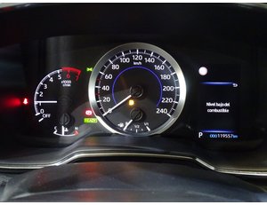 
										TOYOTA COROLLA 1.8 125H ACTIVE TECH E-CVT full									