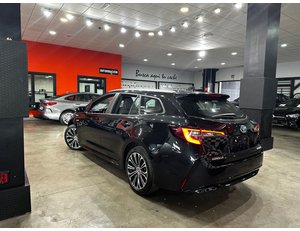 
										TOYOTA COROLLA 2.0 180H STYLE E-CVT TOURING SPORT full									