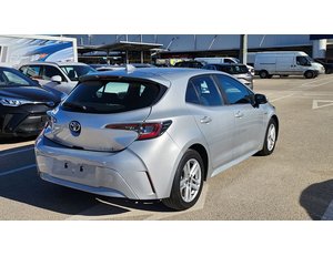 
										TOYOTA COROLLA 1.8 125H ACTIVE TECH E-CVT full									
