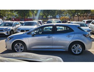 
										TOYOTA COROLLA 1.8 125H ACTIVE TECH E-CVT full									