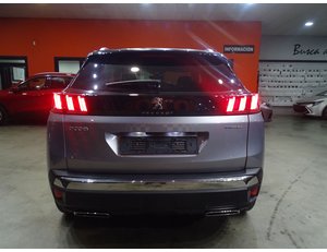 
										PEUGEOT 3008 HYBRID 300 E-EAT8 GT full									