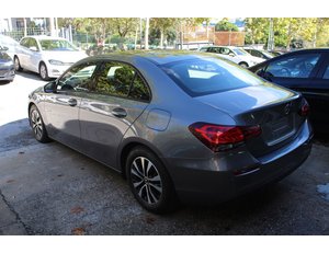
										MERCEDES BENZ CLASE A MERCEDES A 180 D full									