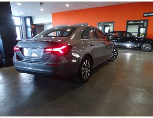 
										MERCEDES BENZ CLASE A MERCEDES A 180 D full									