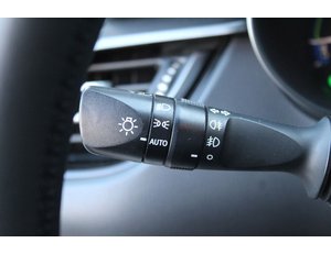
										TOYOTA C-HR 1.8 125H ACTIVE full									