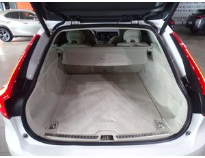 
										VOLVO V90 2.0 T8 AWD INSCRIPTION AUTO full									