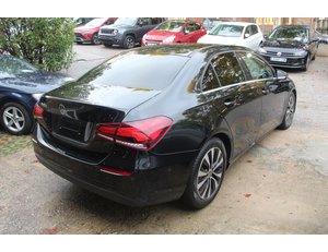 
										MERCEDES BENZ CLASE A MERCEDES A 180 D SEDAN full									