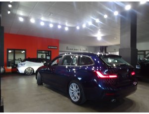 
										BMW SERIE 3 318D AUTO.TOURING full									