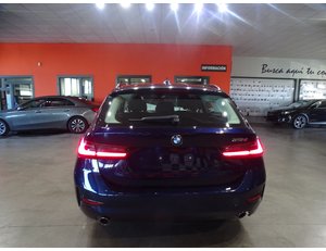 
										BMW SERIE 3 318D AUTO.TOURING full									
