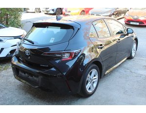 
										TOYOTA COROLLA 1.8 125H ACTIVE E-CVT full									
