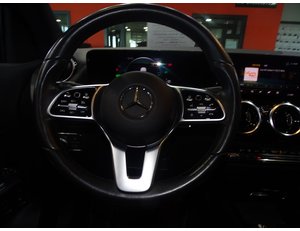 
										MERCEDES BENZ GLA MERCEDES 250 E full									