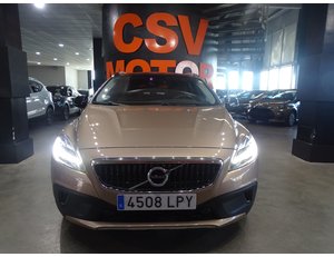 
										VOLVO V40 CROSS COUNTRY 2.0 D2 KINETIC full									