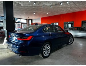 
										BMW SERIE 3 330E full									