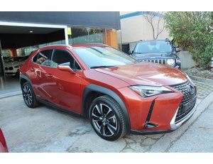 
										LEXUS UX 2.0 250H STYLE full									