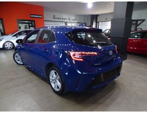 
										TOYOTA COROLLA 1.8 125H ACTIVE E-CVT full									
