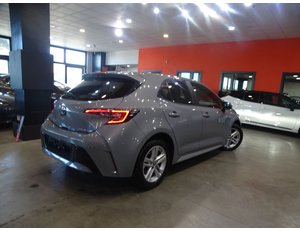 
										TOYOTA COROLLA 1.8 125H ACTIVE TECH E-CVT full									