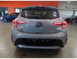 
										TOYOTA COROLLA 1.8 125H ACTIVE TECH E-CVT full									